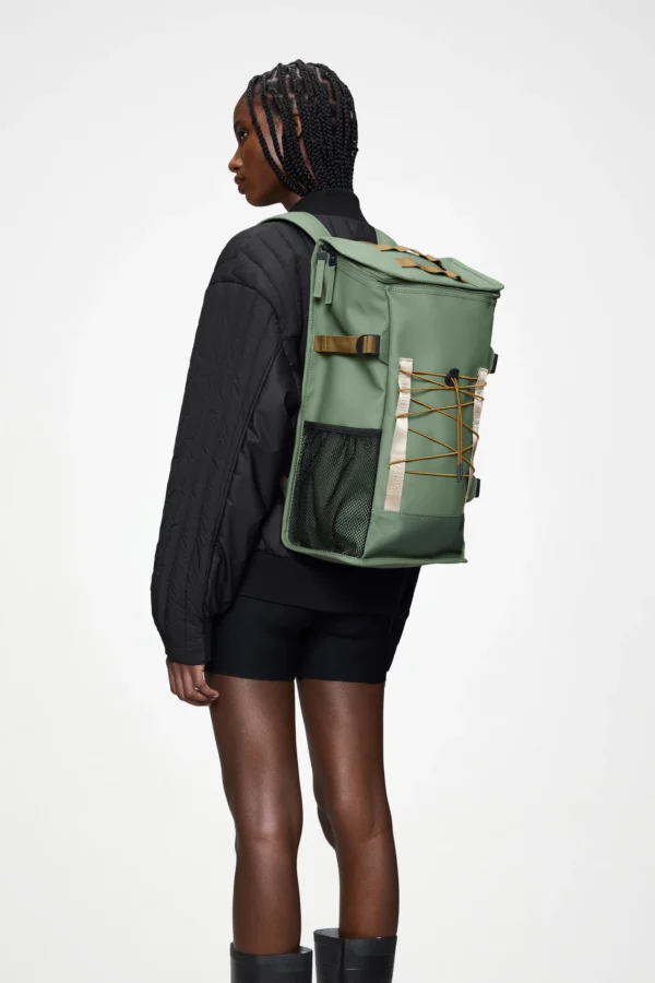 rains-trail-mountaineer-bag-well (1) Rains Trail Mountaineer Bag Well