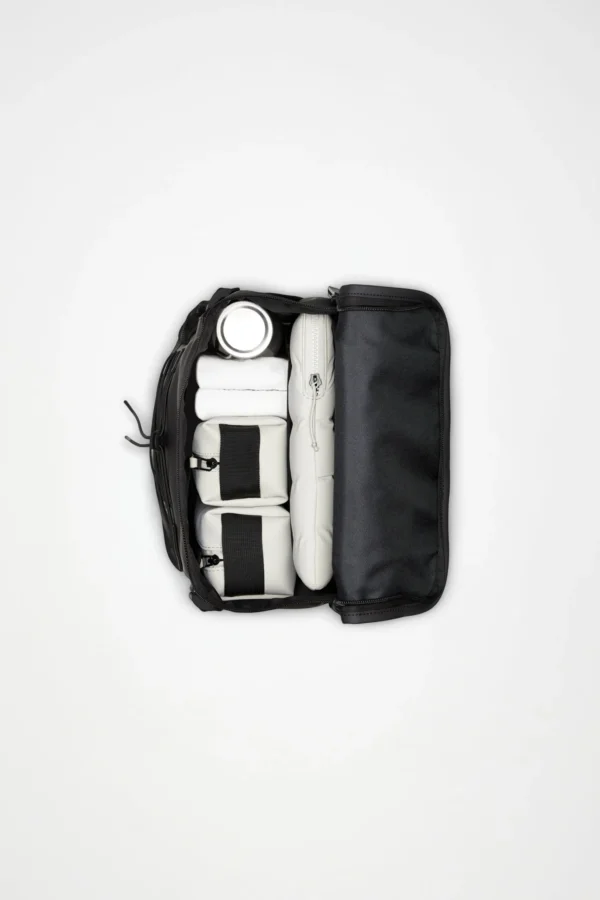 rains-trail-mountaineer-bag-well (4) Rains Trail Mountaineer Bag