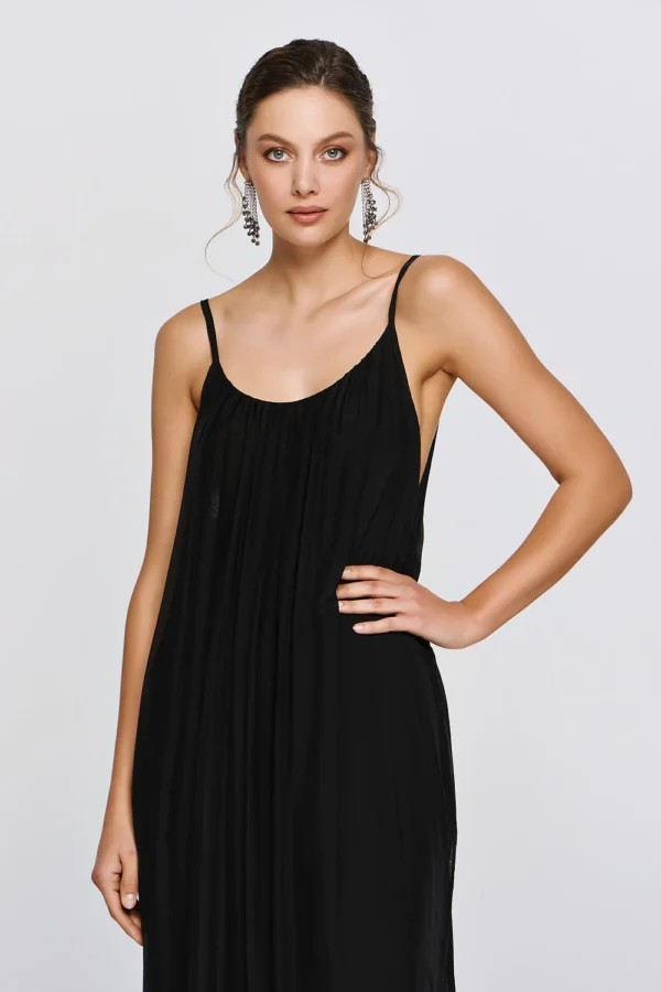 efimeron-dione-dress-black (1) Efimeron Dione Dress Black worn by model