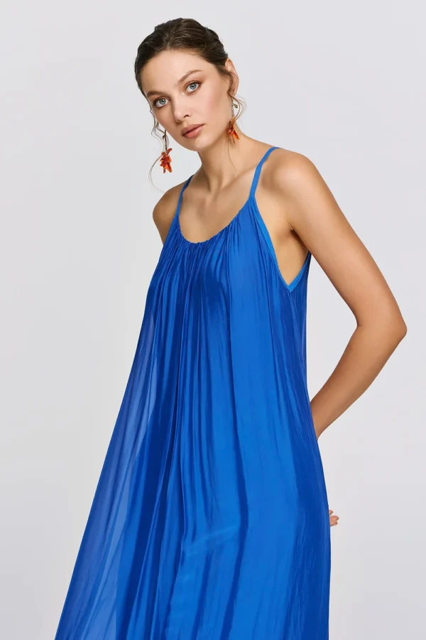 efimeron-dione-dress-blue-royal (6) Efimeron Dione Dress Blue Royal worn by model