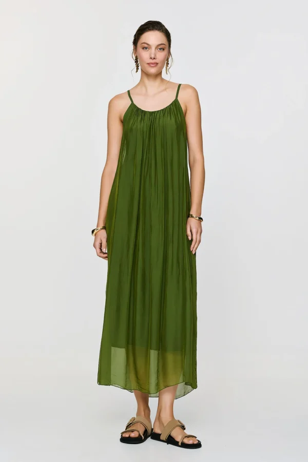efimeron-dione-dress-green (1) Efimeron Dione Dress Green worn by model