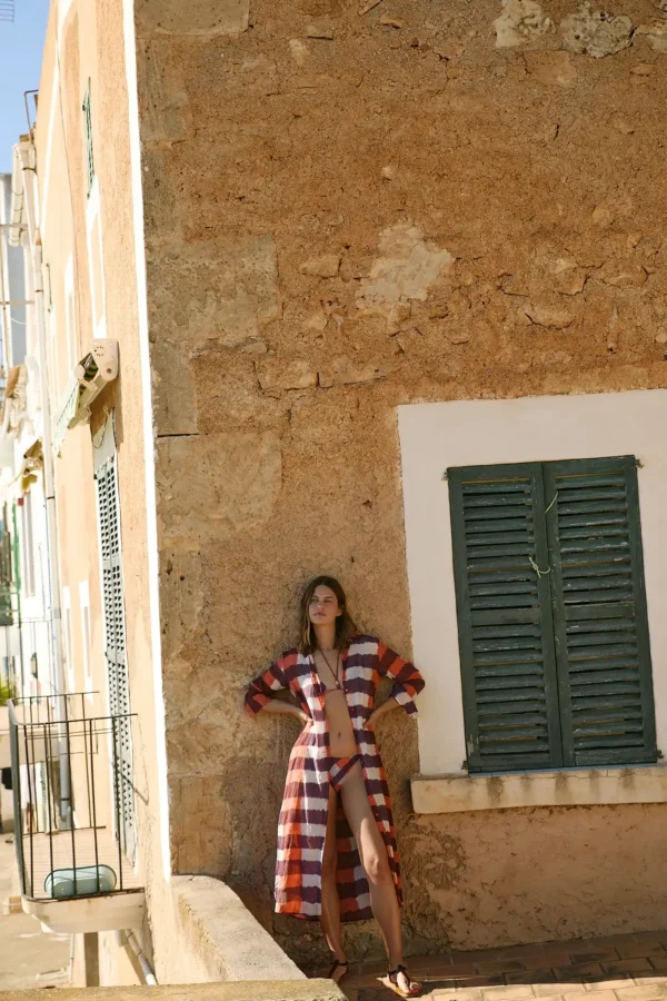 httpsbabbaki.comencollectionsvestidos-y-caftanes-1productsvestido-patmos-spice-sky (2) Babbaki Patmos Dress Spice Sky worn by model