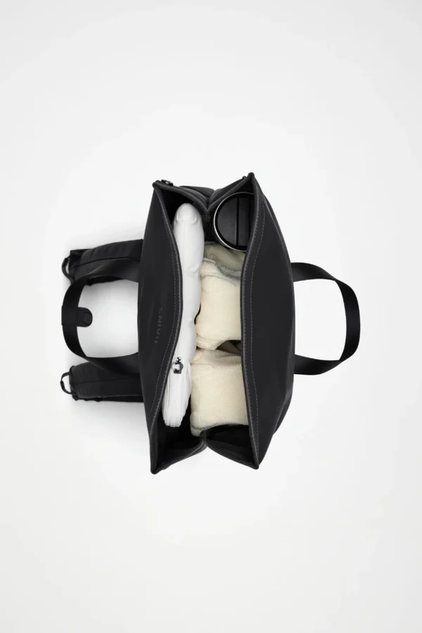 rains-2-way-backpack-beige (1) Rains 2 Way Tote Backpack beige interior