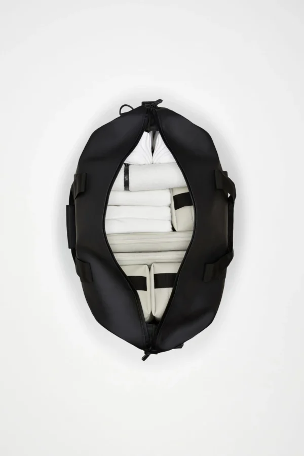 rains-hilo-weekend-bak-dark-gray (1) Rains Hilo Weekend Bag Dark Grey interior