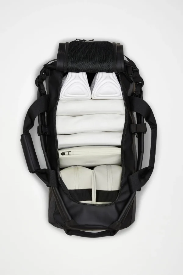 Rains Texel Duffel Bag Well interior