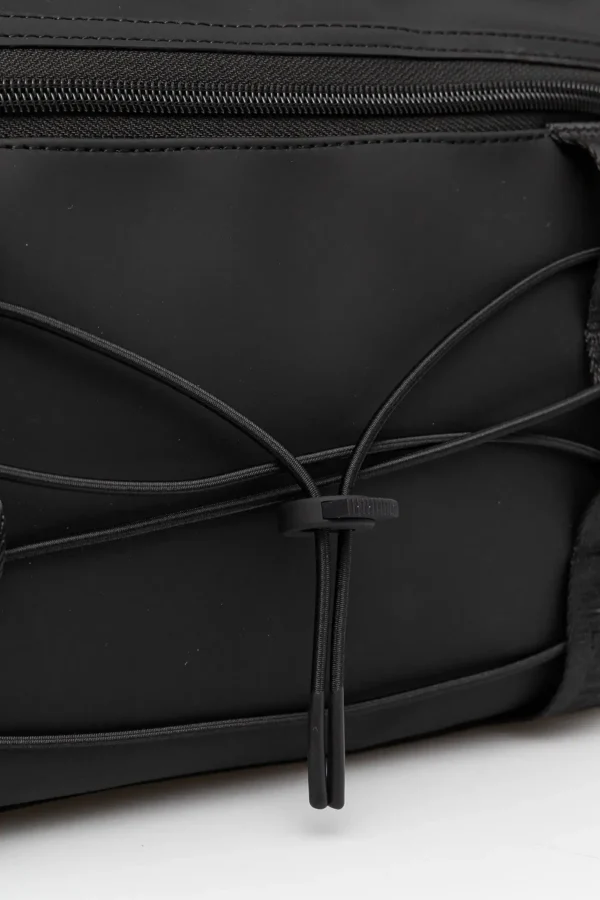 rains-texel-mountaineer-messenger-bag-black (3) Rains Texel Mounaineer Messenger Bag black details